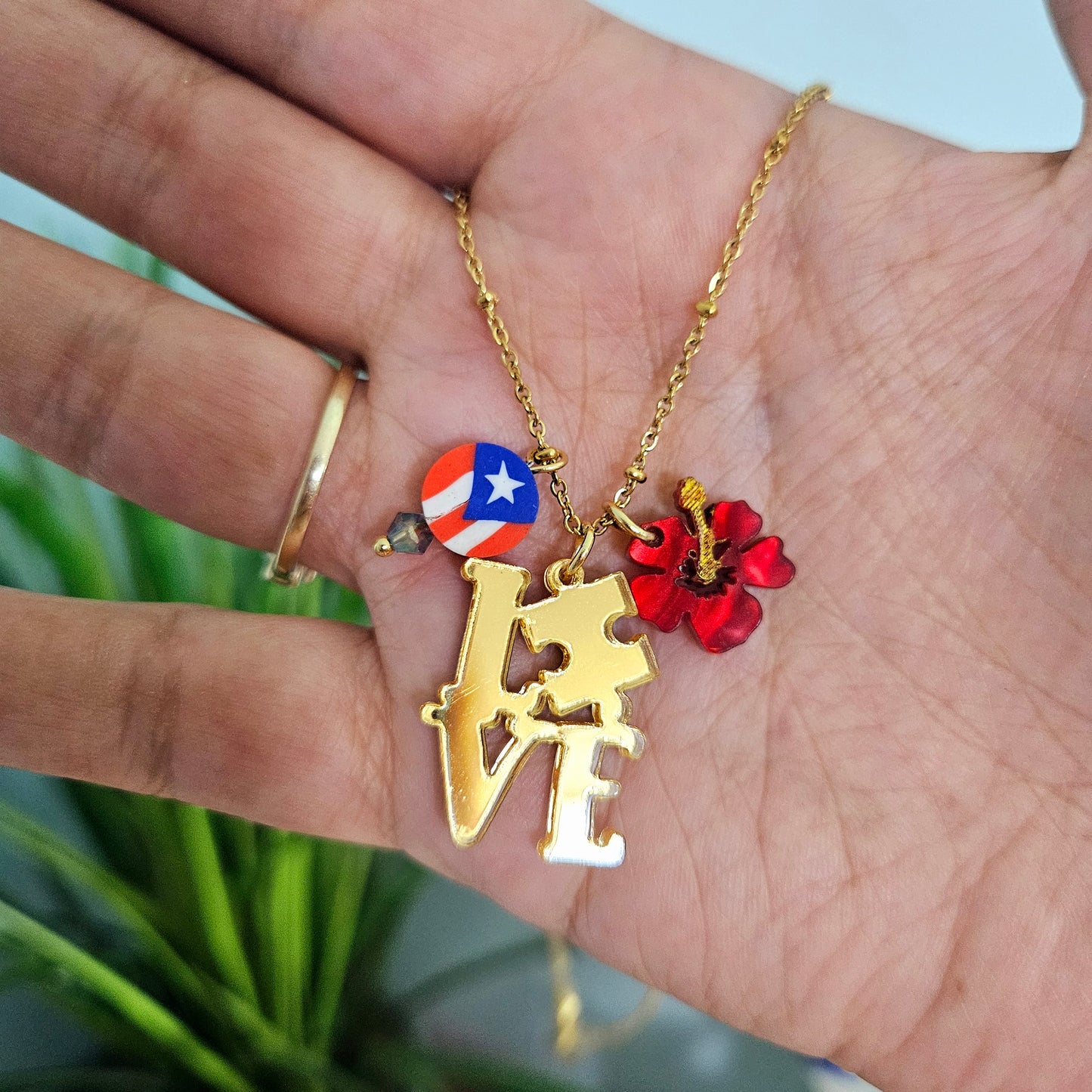 Love pieza flor y bandera
