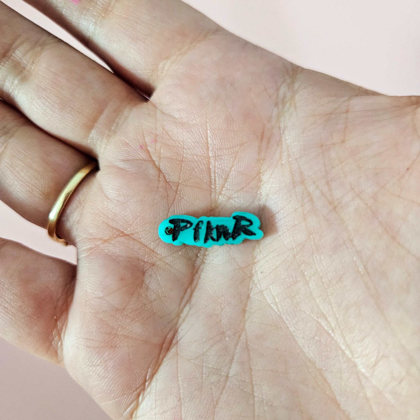 PfknR mini charm