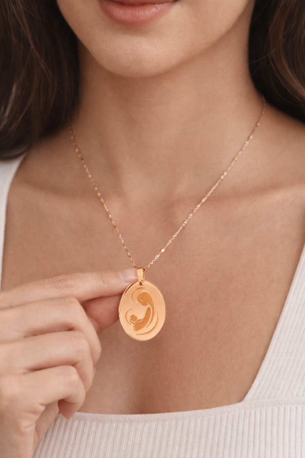 Virgen María Collar